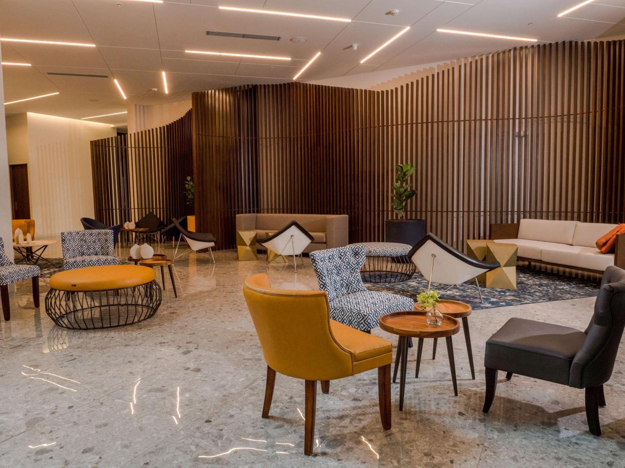 Hilton Garden Inn Santa Ana, San Jose Ngoại thất bức ảnh